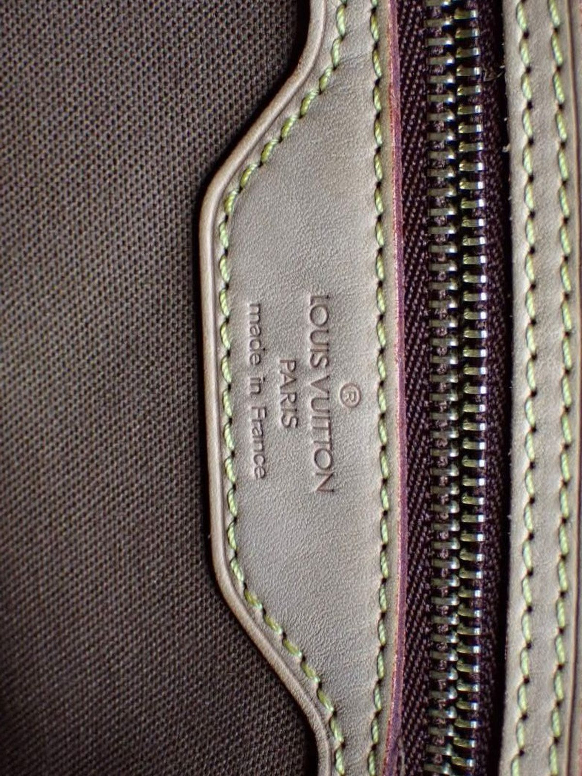Louis Vuitton Batignolles Vertical MM