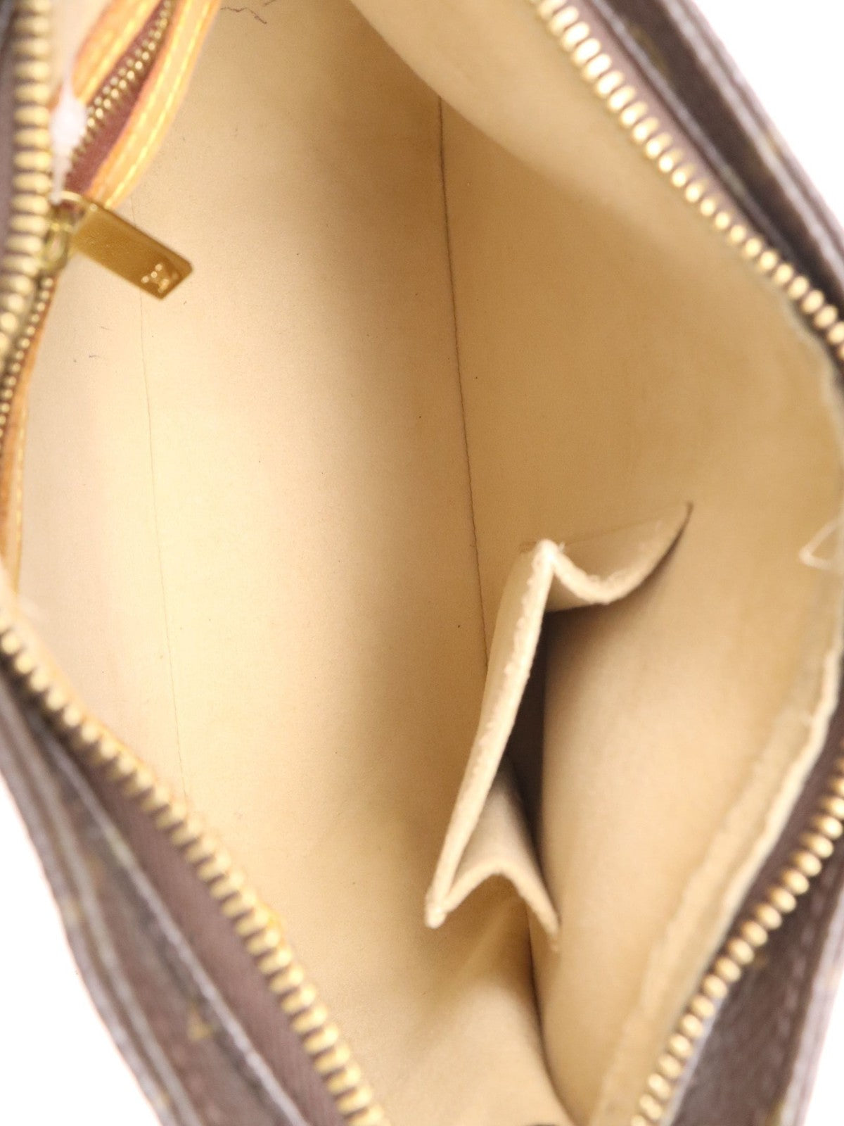 Louis Vuitton Looping MM