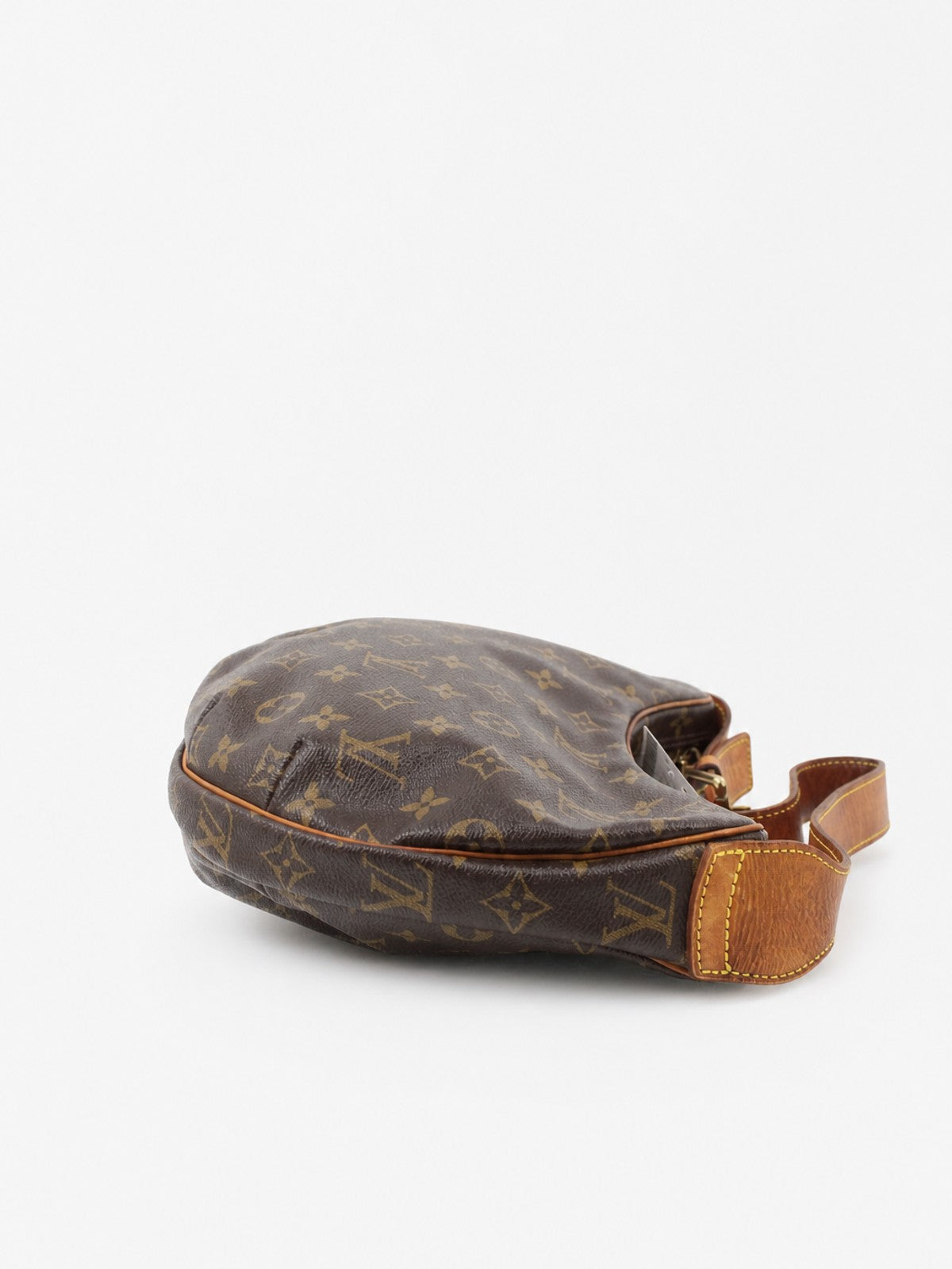 Louis Vuitton Croissant MM
