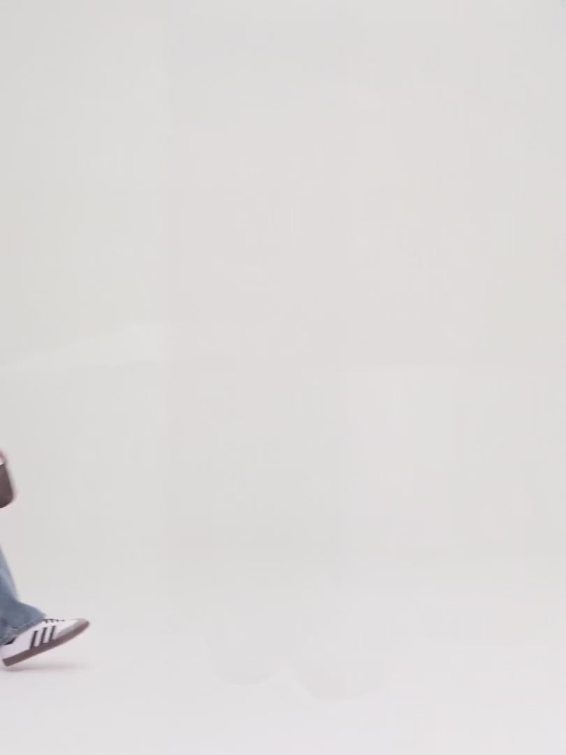 Załaduj wideo: Louis Vuitton Mini Accessories Pochette Brown Canvas